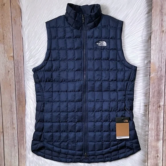 The North Face Women’s ThermoBall Insulated Vest In Summit Navy - Picture 2 of 9